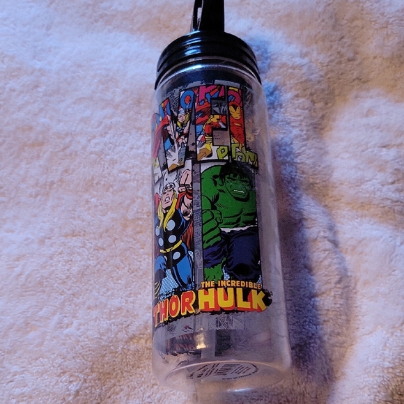 Marvel Thor Hulk Comic Water Bottle - Picture 1 of 4